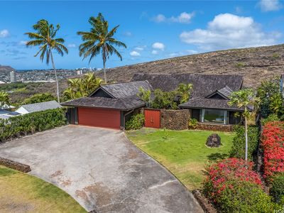 1606 Kuhilani St, Honolulu, HI, 96821