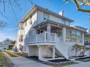 14 N Cambridge Ave, Ventnor, NJ 08406