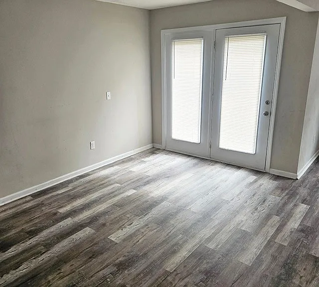 112 Alpha Ct — Photo 2