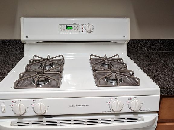 5th image of 5107 Travis Edward Way APT B