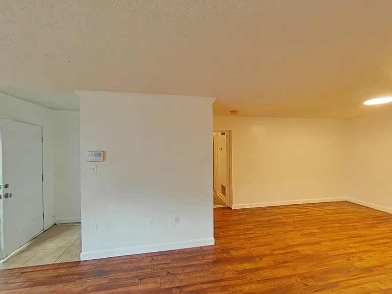 47 Dogwood St #1 — Photo 2