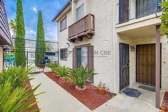 4262 Wilson Ave #8 — Photo 13