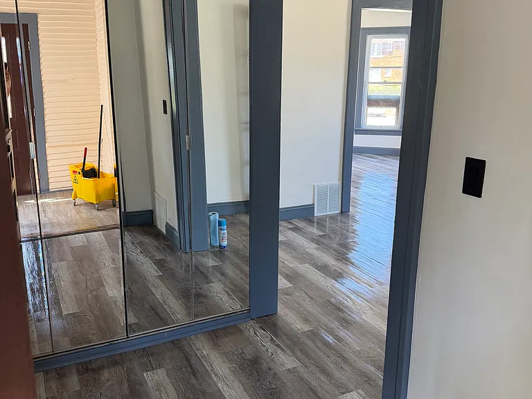 302 Cory Ave #2 — Photo 8