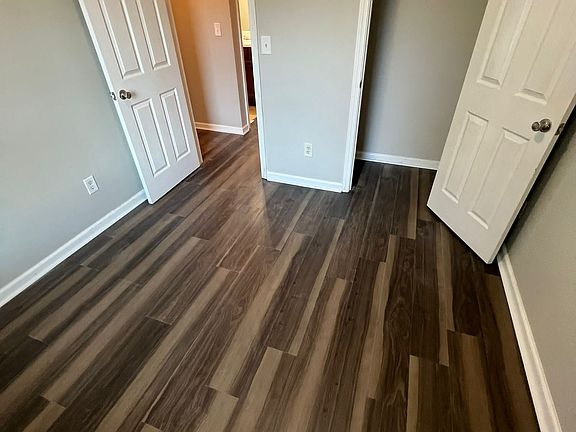 2nd image of 2418 Camden Oak Way