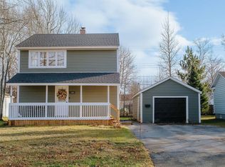 135 Elizabeth Dr, Gander, NL A1V1H2