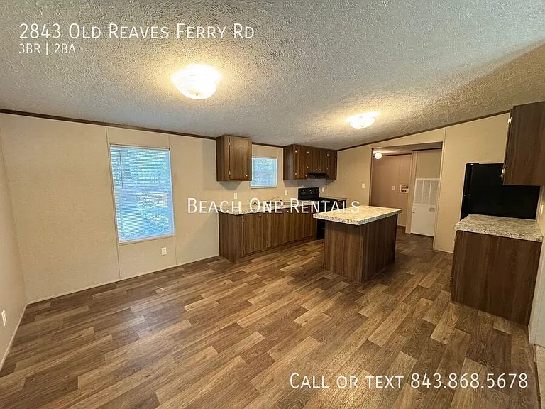 2843 Old Reaves Ferry Rd — Photo 4