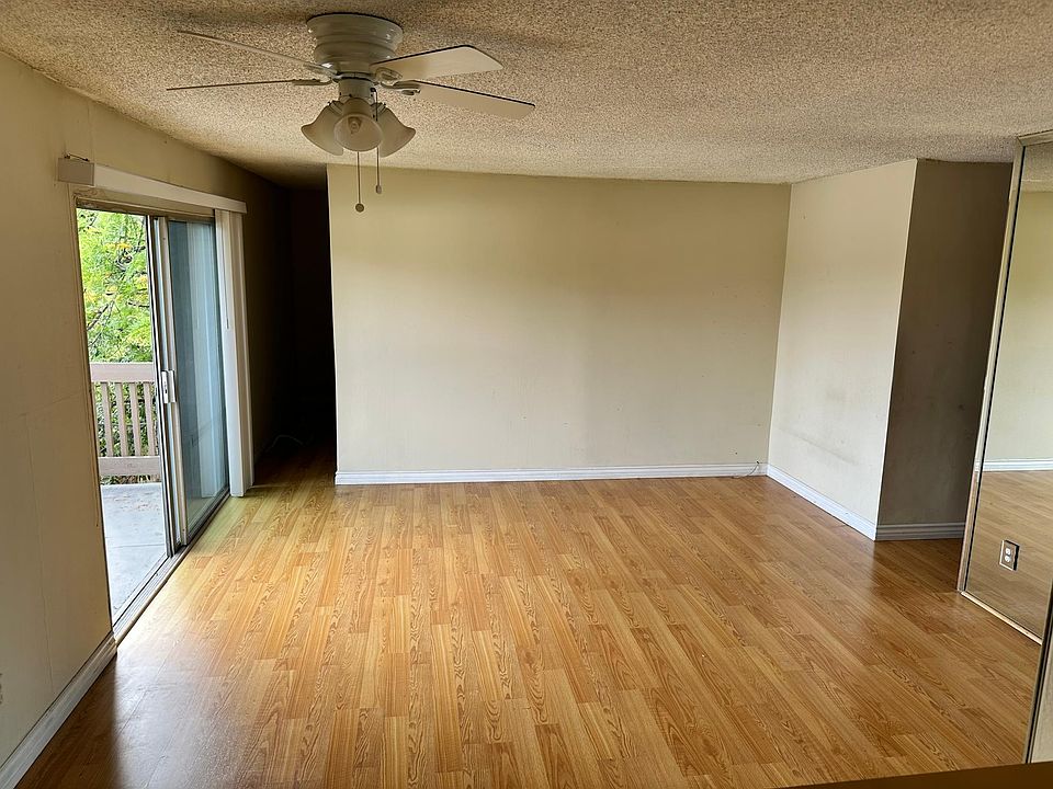1st image of 2100 Fair Park Ave #211