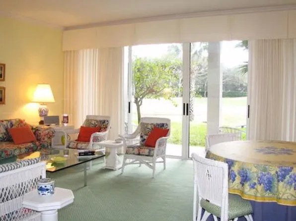 777 Sea Oak Dr, Indian River Shores, FL 32963