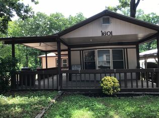 1601 Pathways Rd, Grove, OK 74344