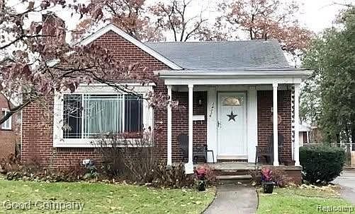 1st image of 24036 Rosewood St