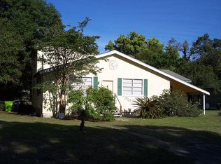 208 S 16th St, Fernandina Beach, FL 32034