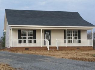 12 Crockett Dr, Fayetteville, TN 37334