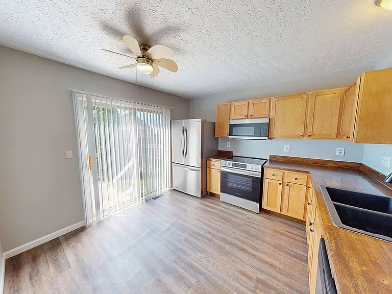 6671 Warriner Way — Photo 9
