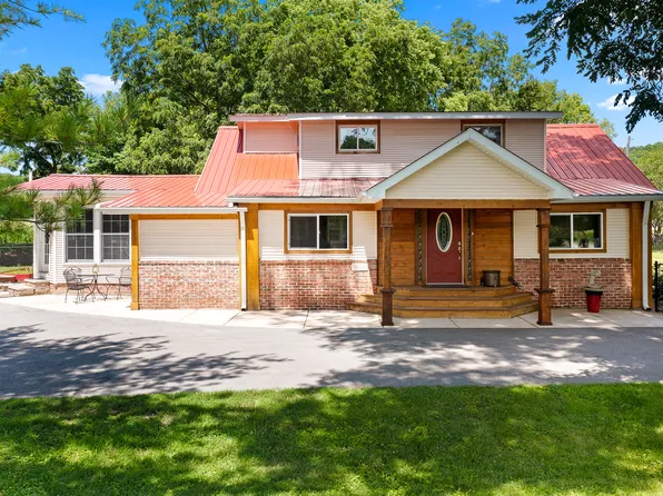 1106 E Mossville Rd, Peoria, IL 61615