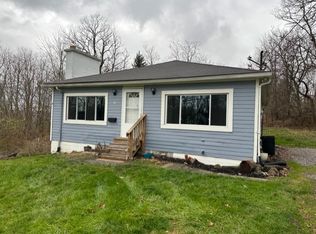 48 6th St, Campbell, OH 44405
