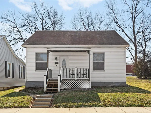 312 W Center St, Lebanon, IL 62254