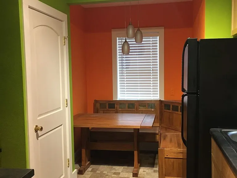 511 Cutler St — Photo 7