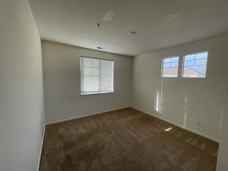 1248 El Mar Ct — Photo 11