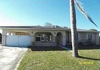 1st image of 392 NE Cullman Ct