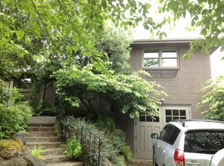 8029 19th Ave NE, Seattle, WA 98115