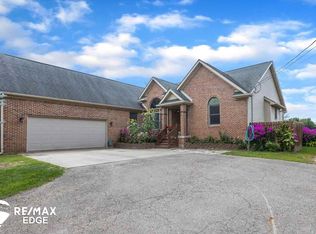 4446 Richards Rd, Davison, MI 48423