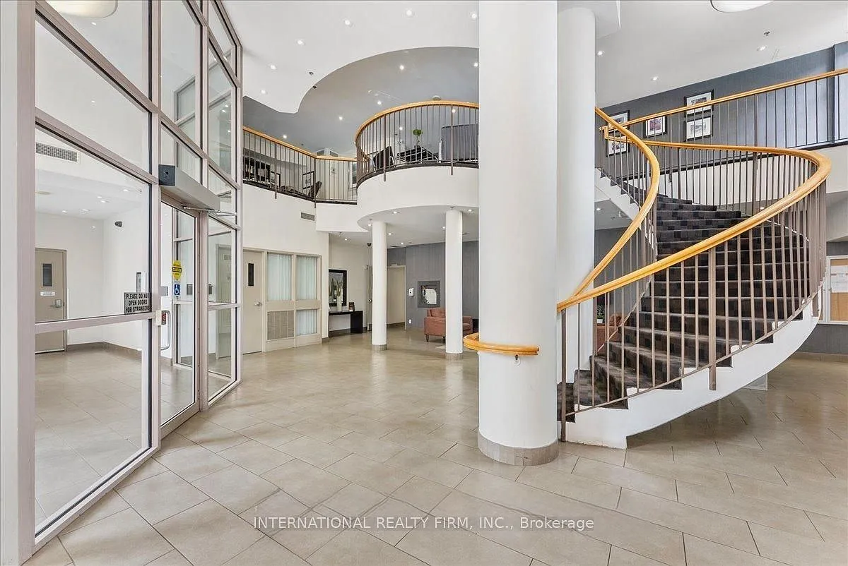 Building Photo - 1369 Bloor St W #1014