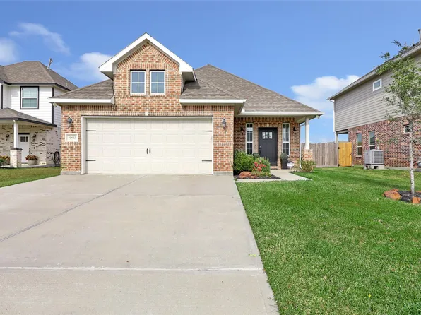 14823 Big Pine Ln, Baytown, TX 77523