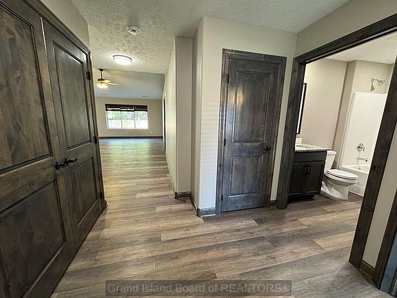 2nd image of 1813 Del Mar Cir