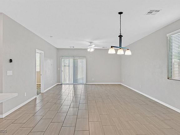 4th image of 1005 Edel Hest Ave