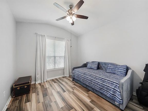 4th image of 21023 Kirkland Woods Dr