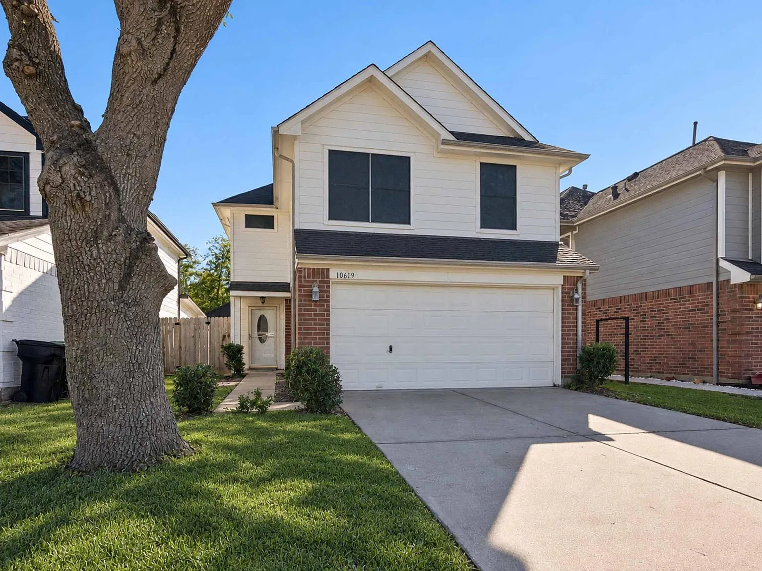 4 bed, 2.5 bath, 1537 sqft, $2,150 — Photo 1