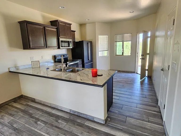 3641 N Camino Del Rancho — Photo 2