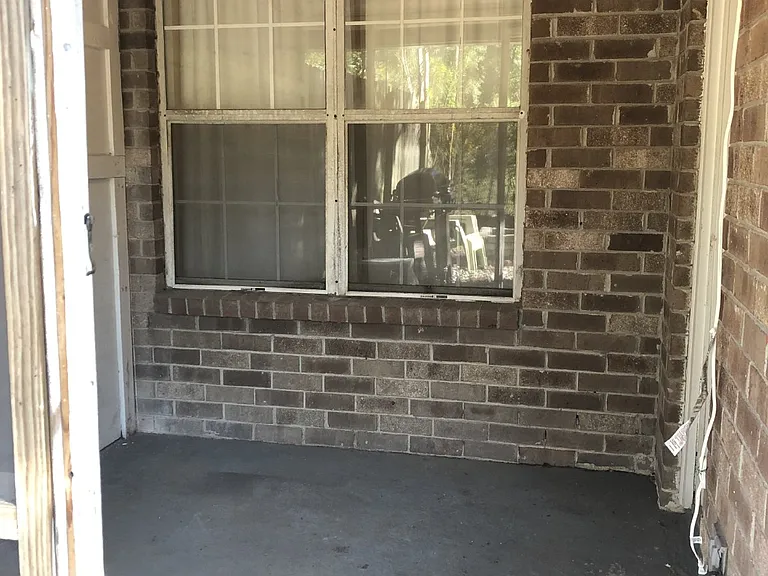 2039 Rondo St #B — Photo 16