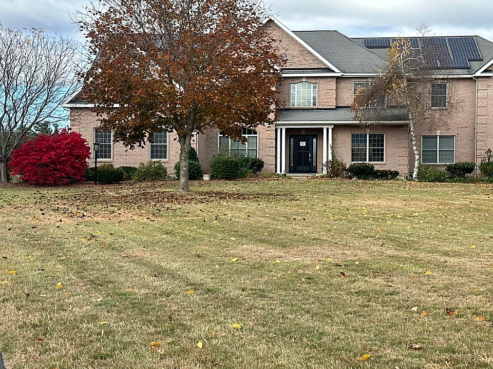 1st image of 209 Samuel Ct #1
