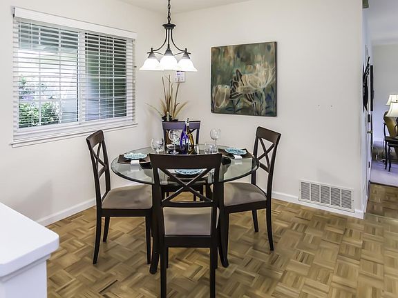 5th image of 359 Saint Julie Dr