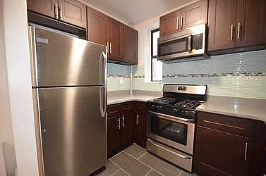 Rented by CITY SKYLINE REALTY INC