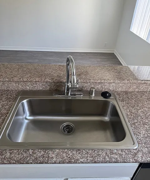 Westbay Apartments — Photo 70