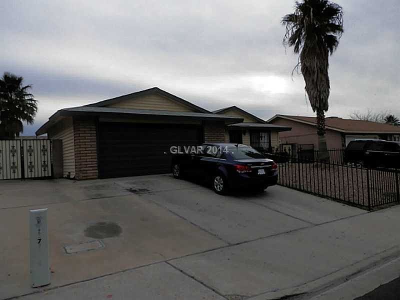 1st image of 222 Meyers Ave