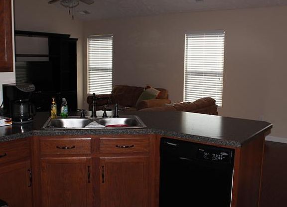 5th image of 144 Granda Flora Dr
