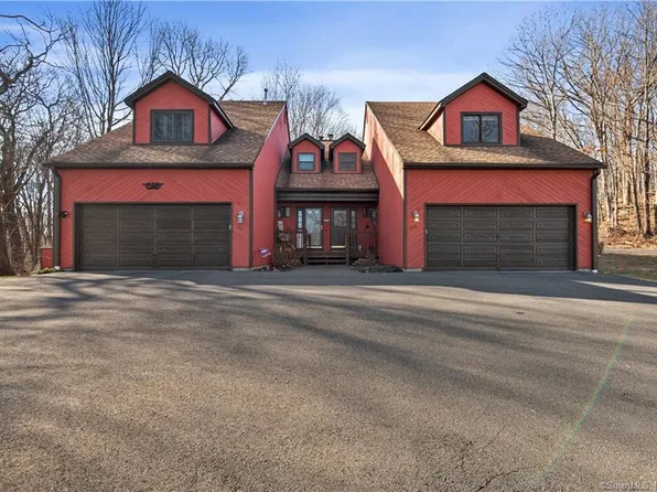 112 Potuccos Ring Road #112, Wolcott, CT 06716