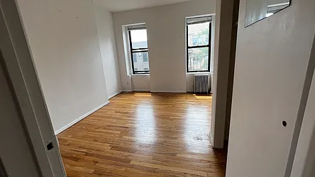 Rented by HOLTON REAL ESTATE INC.