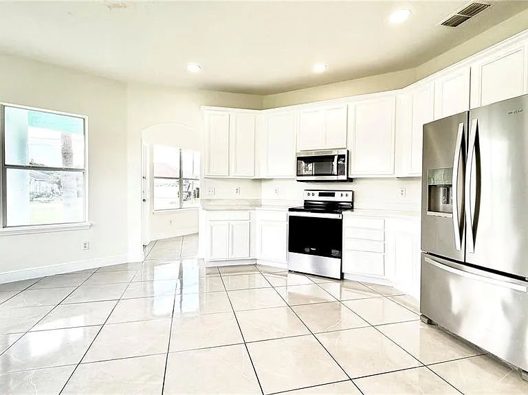 51 Andora Ct — Photo 8
