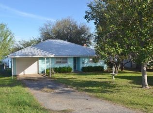 803 Lakeshore Loop, Tow, TX 78672