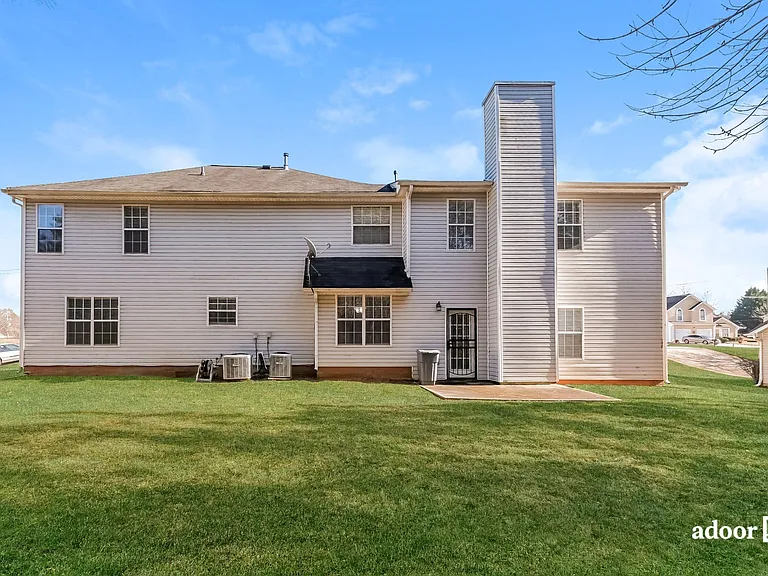 4077 English Valley Dr — Photo 15