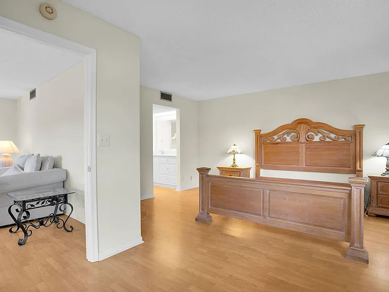 1605 Abaco Dr #M4 — Photo 23