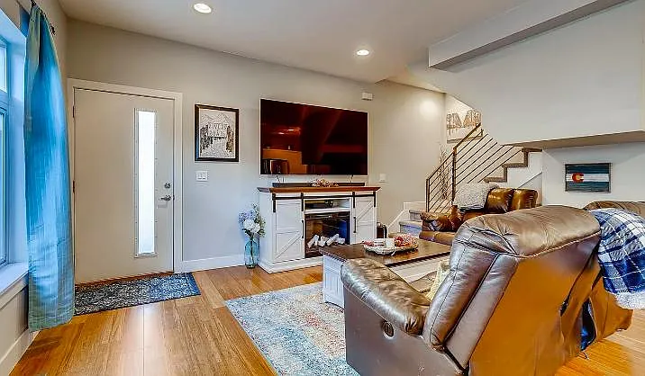 1285 Xavier St — Photo 4