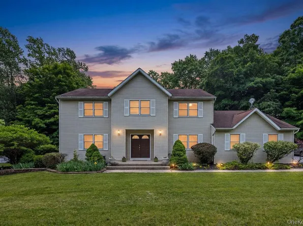 34 Marietta Drive, Pomona, NY 10970
