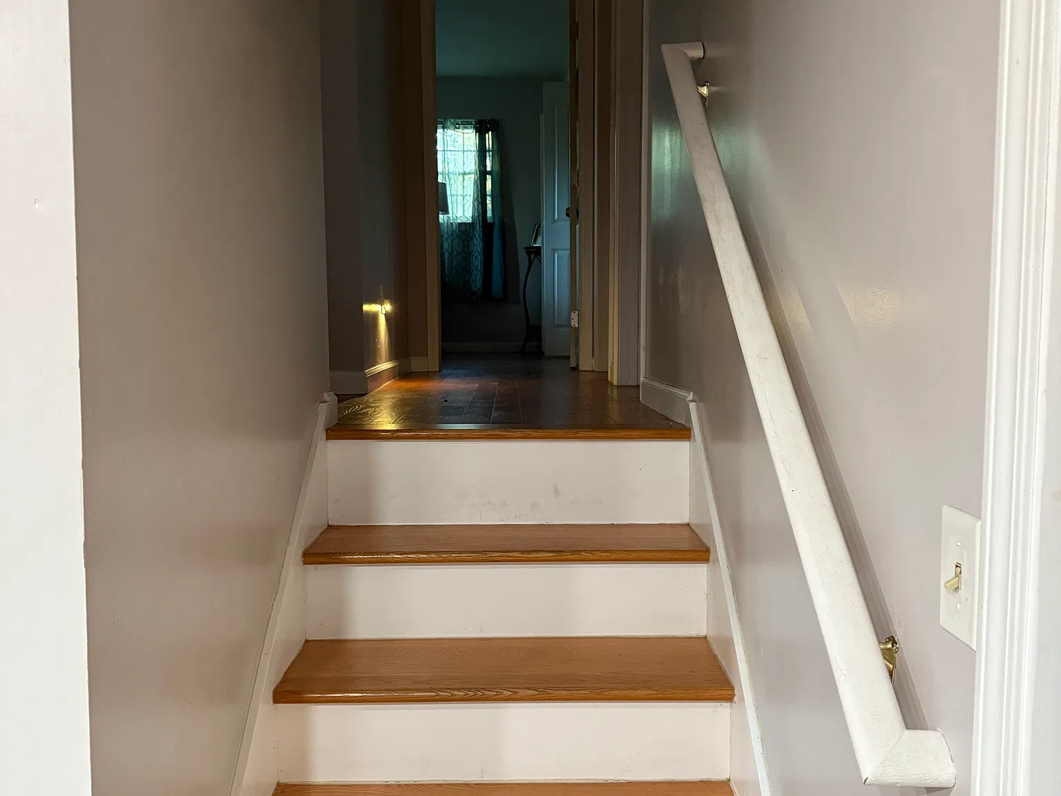 1 bed, 1800 sqft, $1,000 — Photo 4