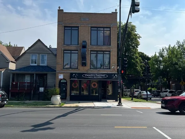 4159 W Fullerton Ave, Chicago, IL