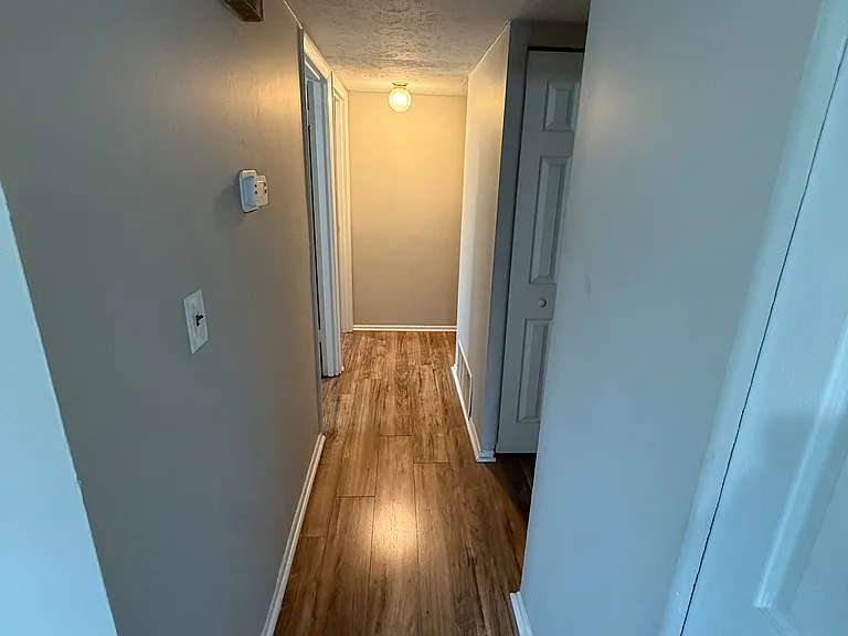 4911 Rosalind Ct — Photo 8